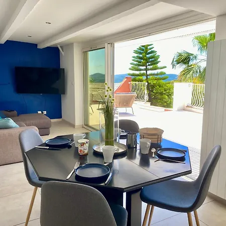 Vue Mer & Climatisee - Village Medieval De *